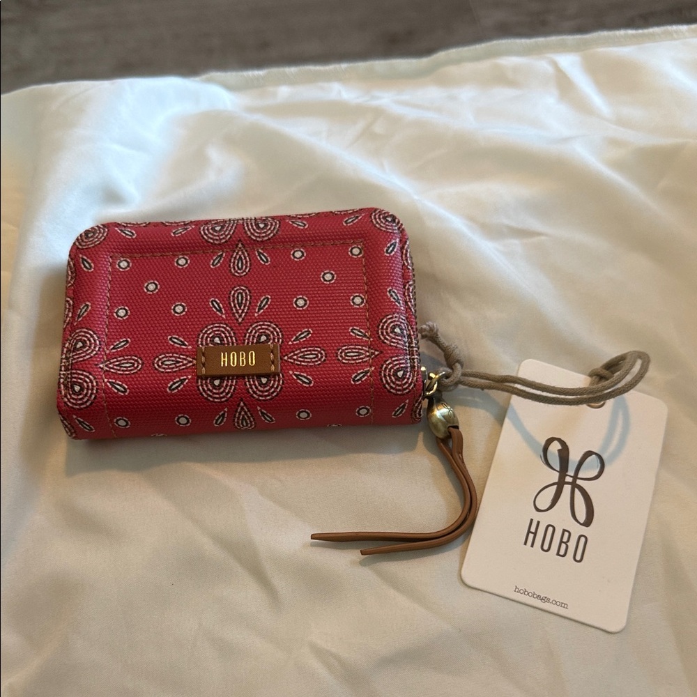 HOBO Soma Red Bandana-Print Zip Card Wallet
